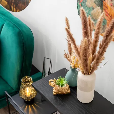 Apartment Urban Jungle *