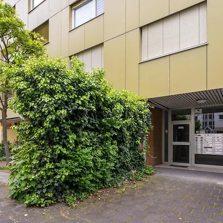 Apartment Urban Jungle *